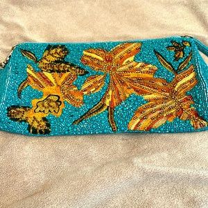 MARY FRANCE beaded clutch purse.